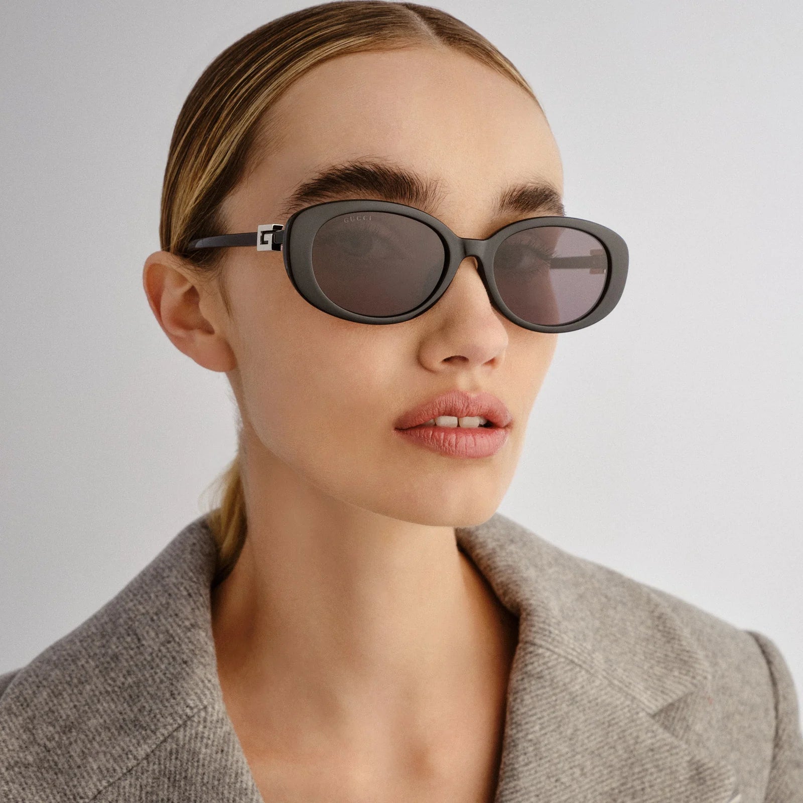 Gucci Women GG1684SA black Sunglasses