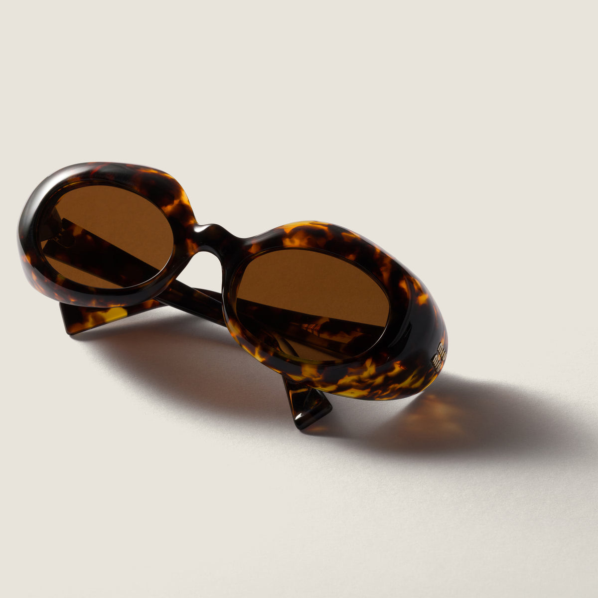 Miu Miu Women Rêverie Cat-Eye Honey Tortoiseshell/ Tamarind  Sunglasses