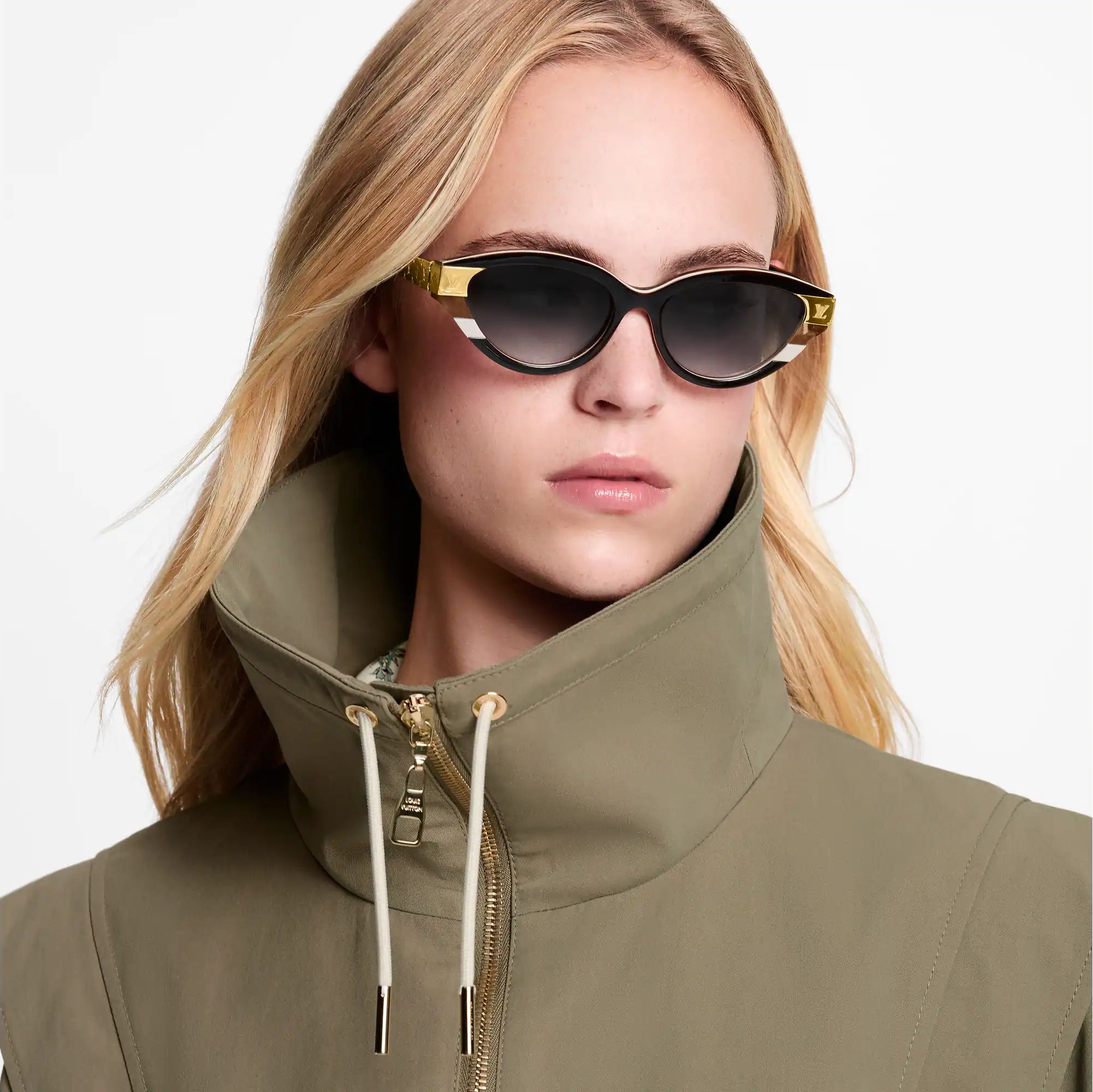 Louis Vuitton Women Cat-Eye Frame Coil black Sunglasses