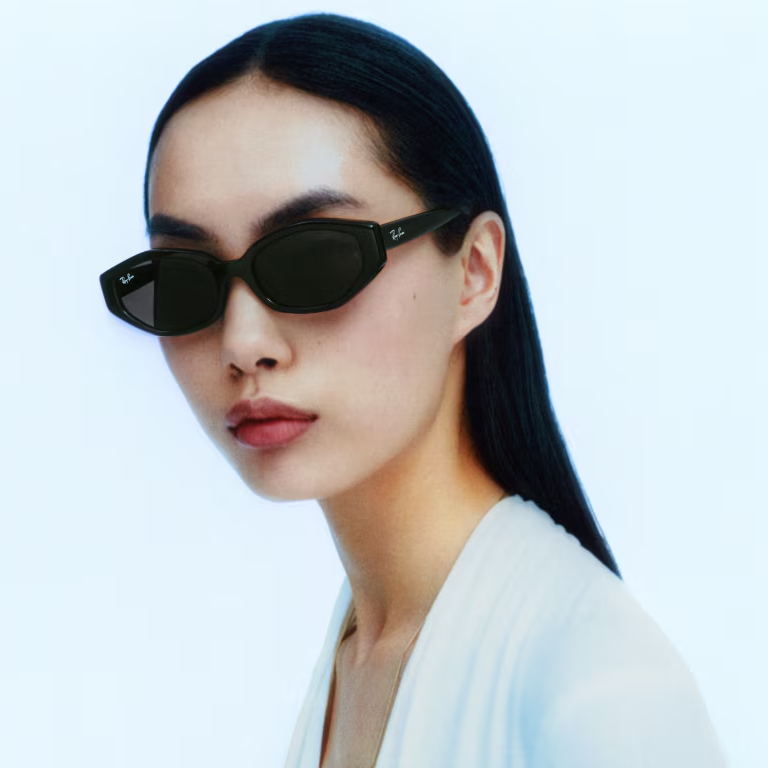 Ray Ban Men Pillow Frame Ultra Black Sunglasses