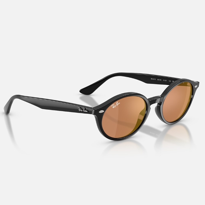 Ray Ban Women Oval Frame Polished BlackSunglasses