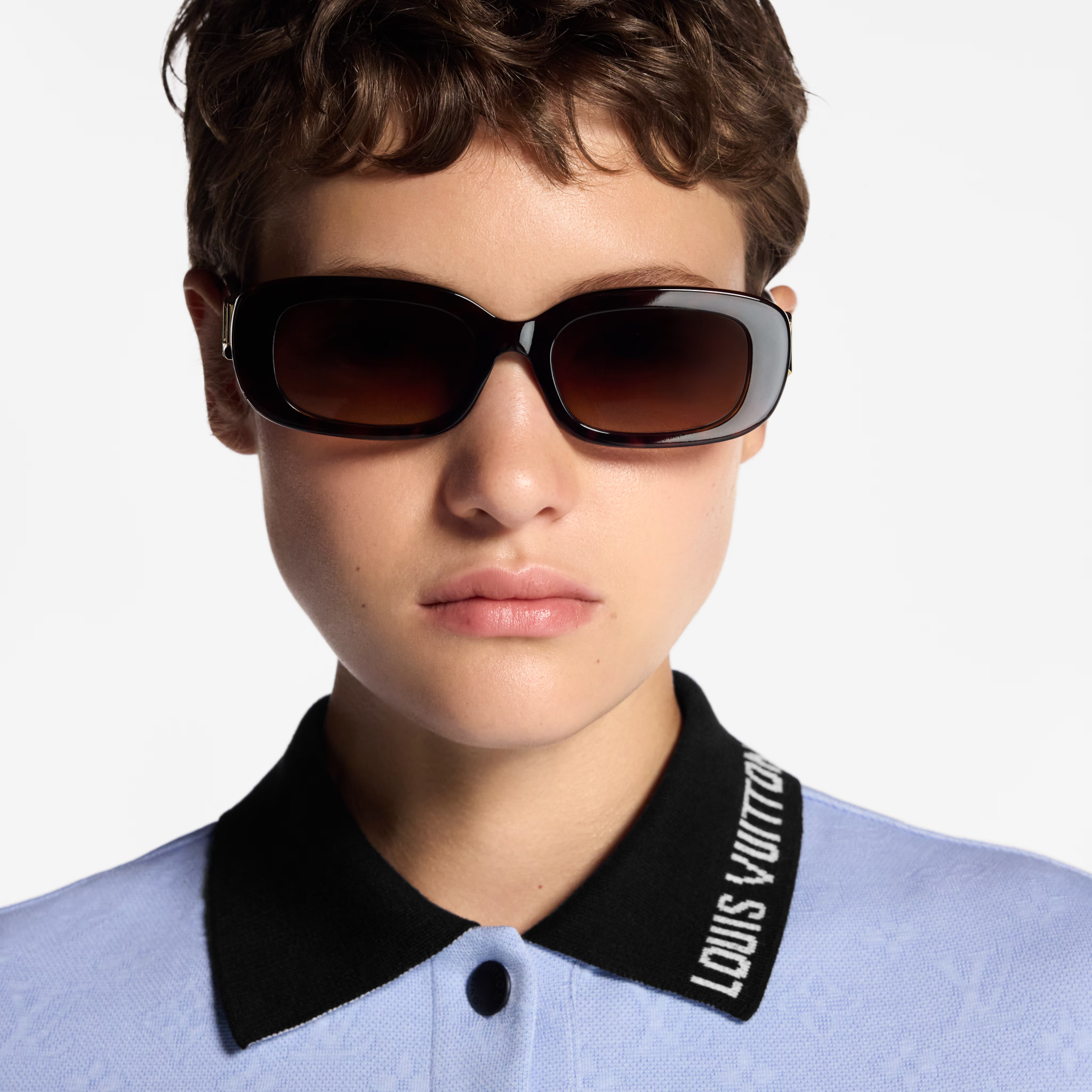 Louis Vuitton Women Oval  Frame Dark Tortoise Sunglasses