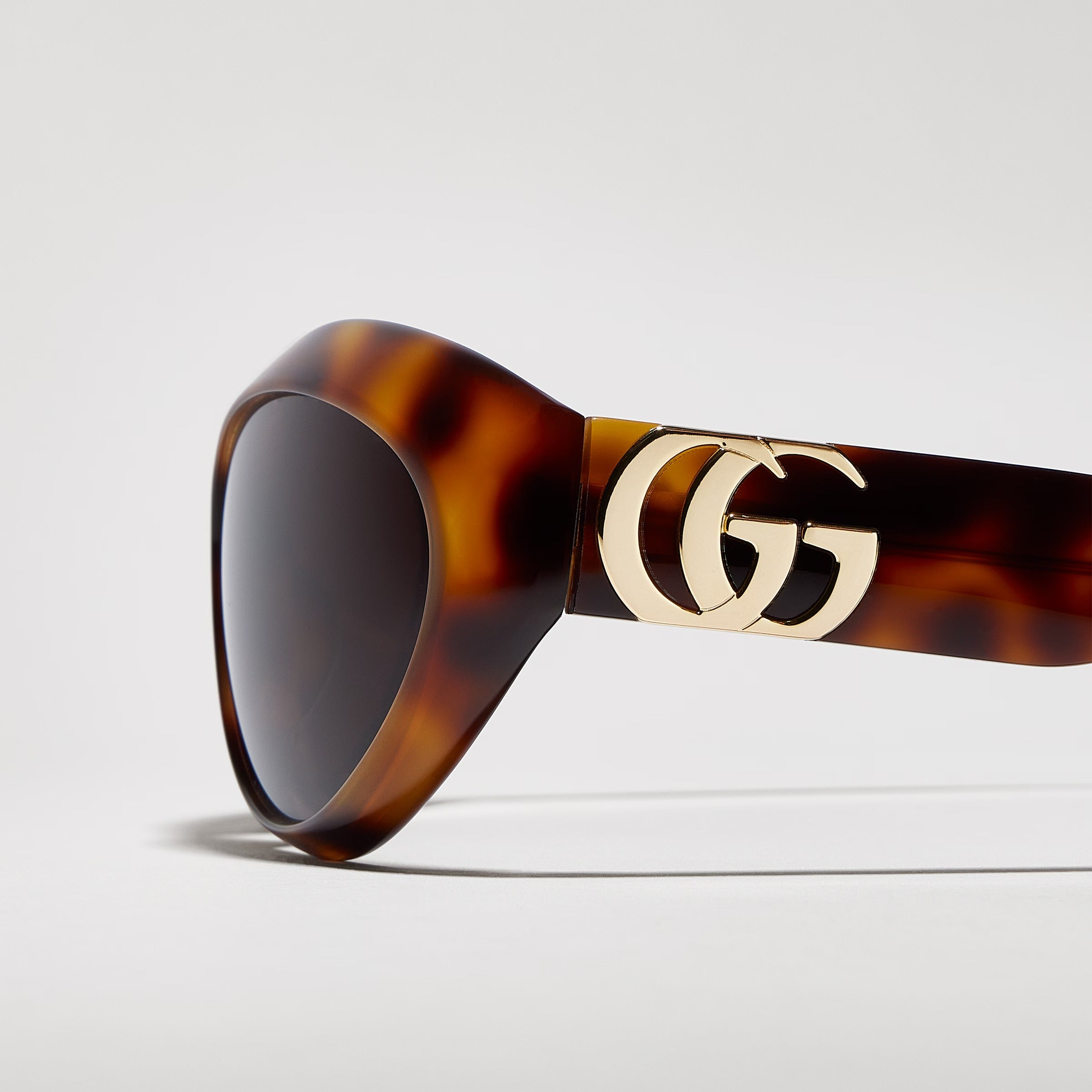 Gucci Women Cat Eye Frame Brown Tortoiseshell Sunglasses