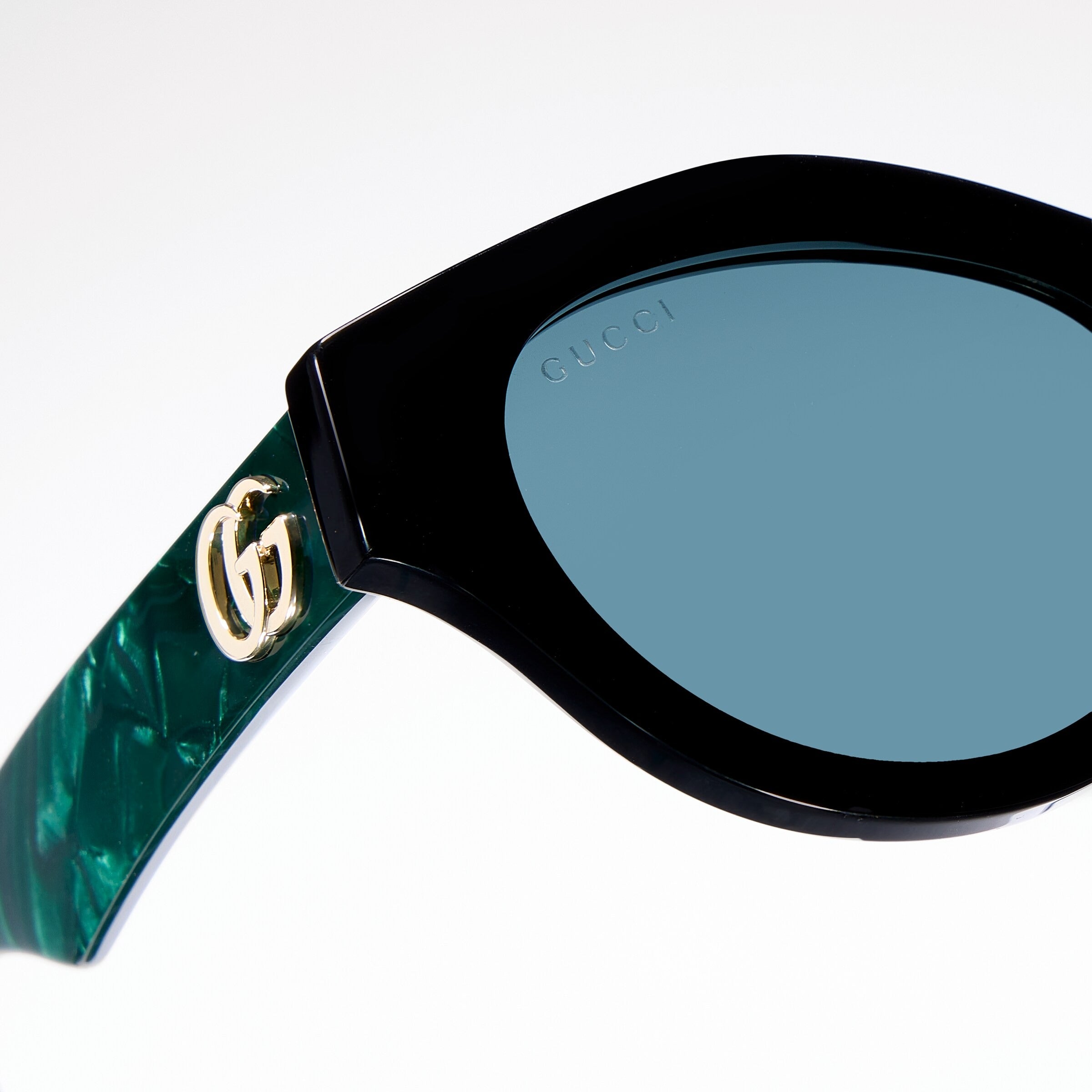 Gucci Women Cat-eye Frame Green Sunglasses