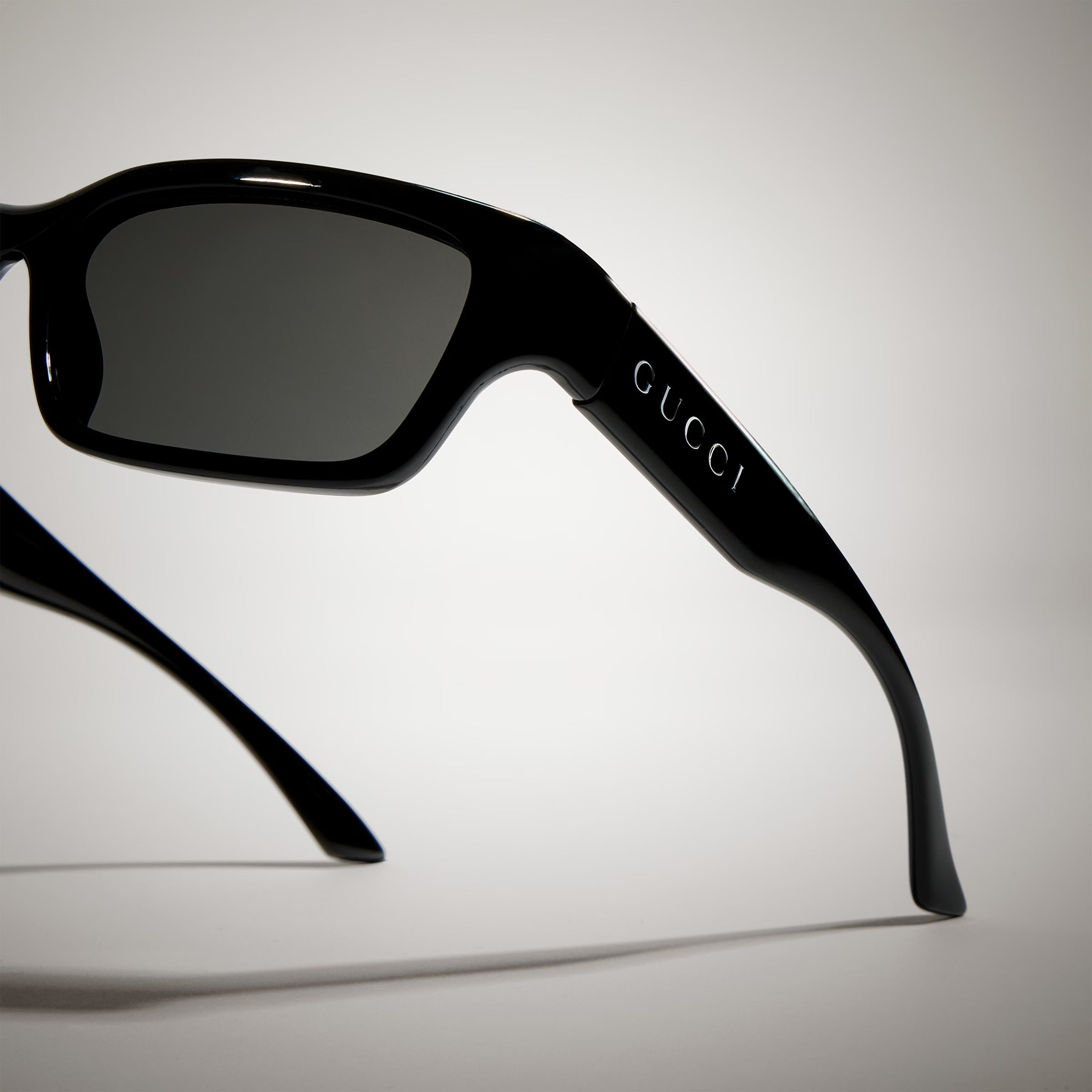 Gucci Men Rectangular Frame Deep Black Sunglasses