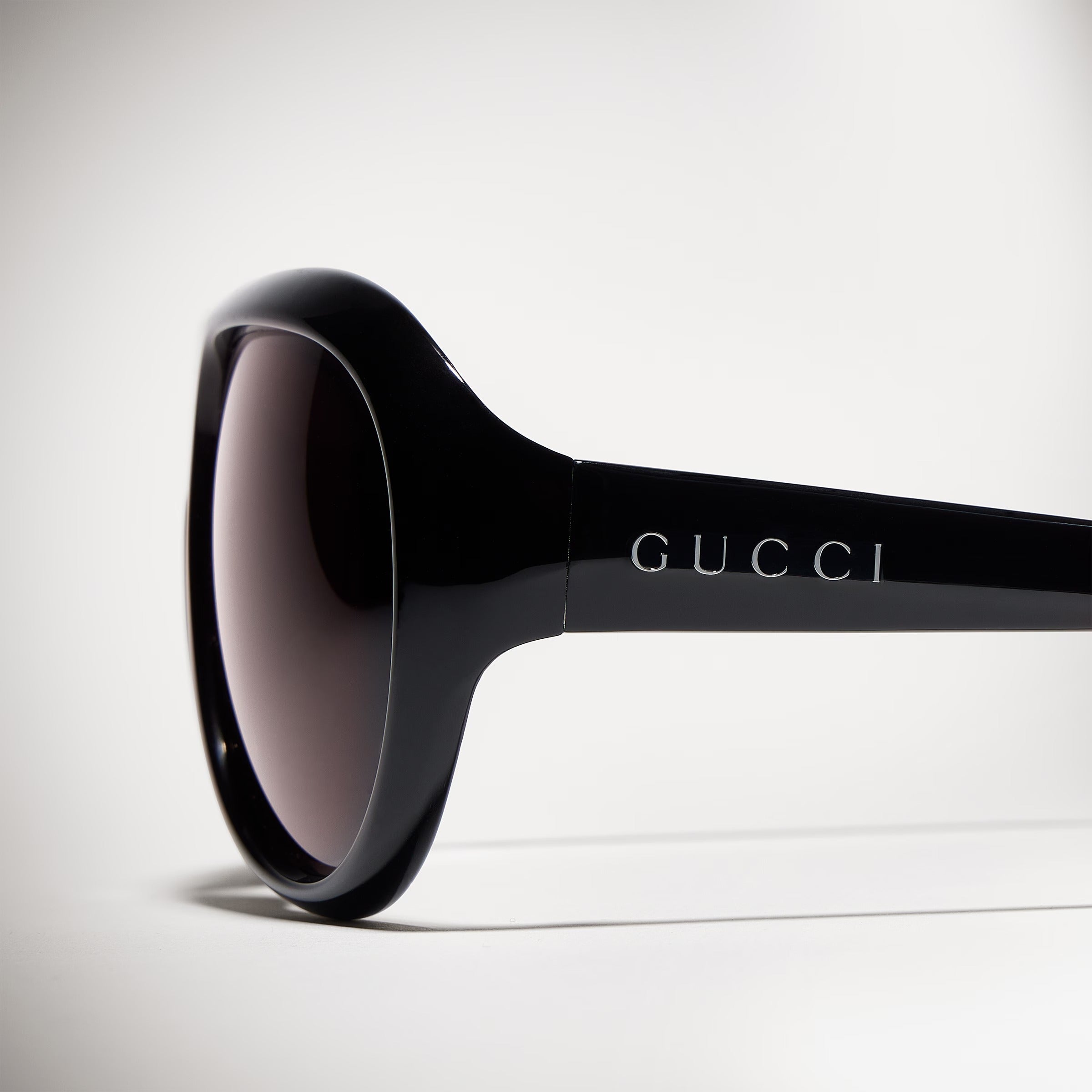 Gucci Unisex Pilot Frame Black Sunglasses
