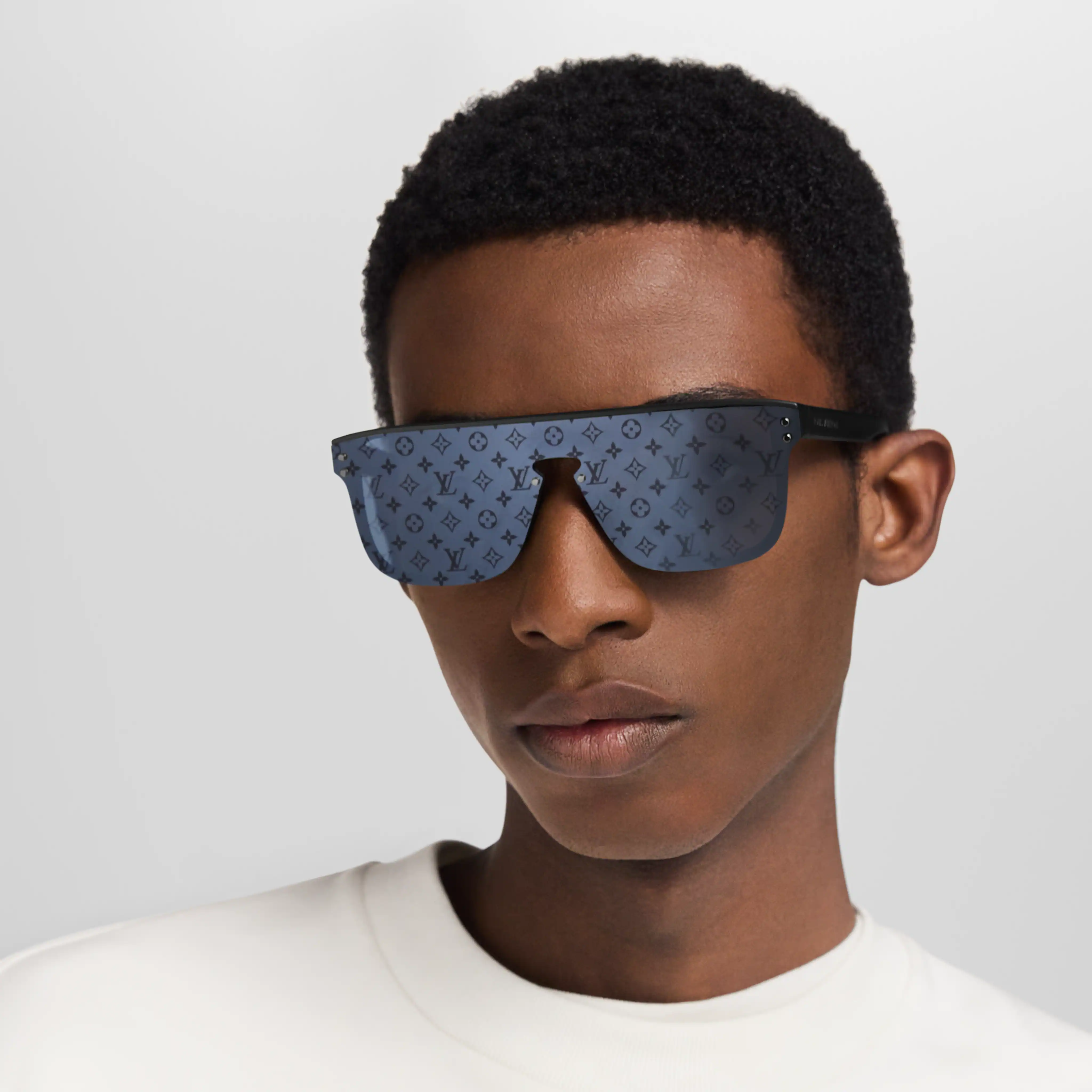 Louis Vuitton Men Mask Frame Shiny Matte Black Sunglasses