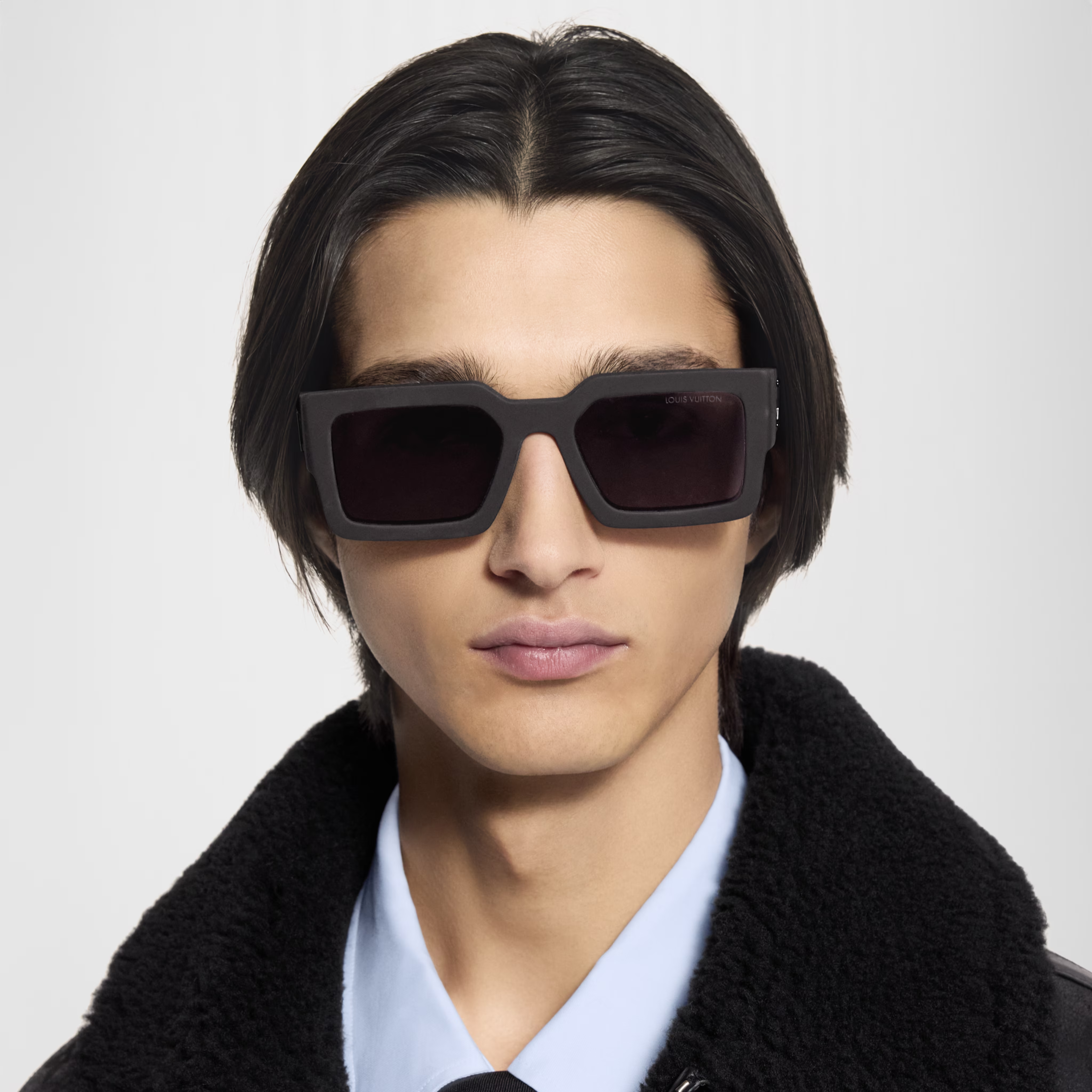 Louis Vuitton Men Square Frame Shiny Deep Black Sunglasses