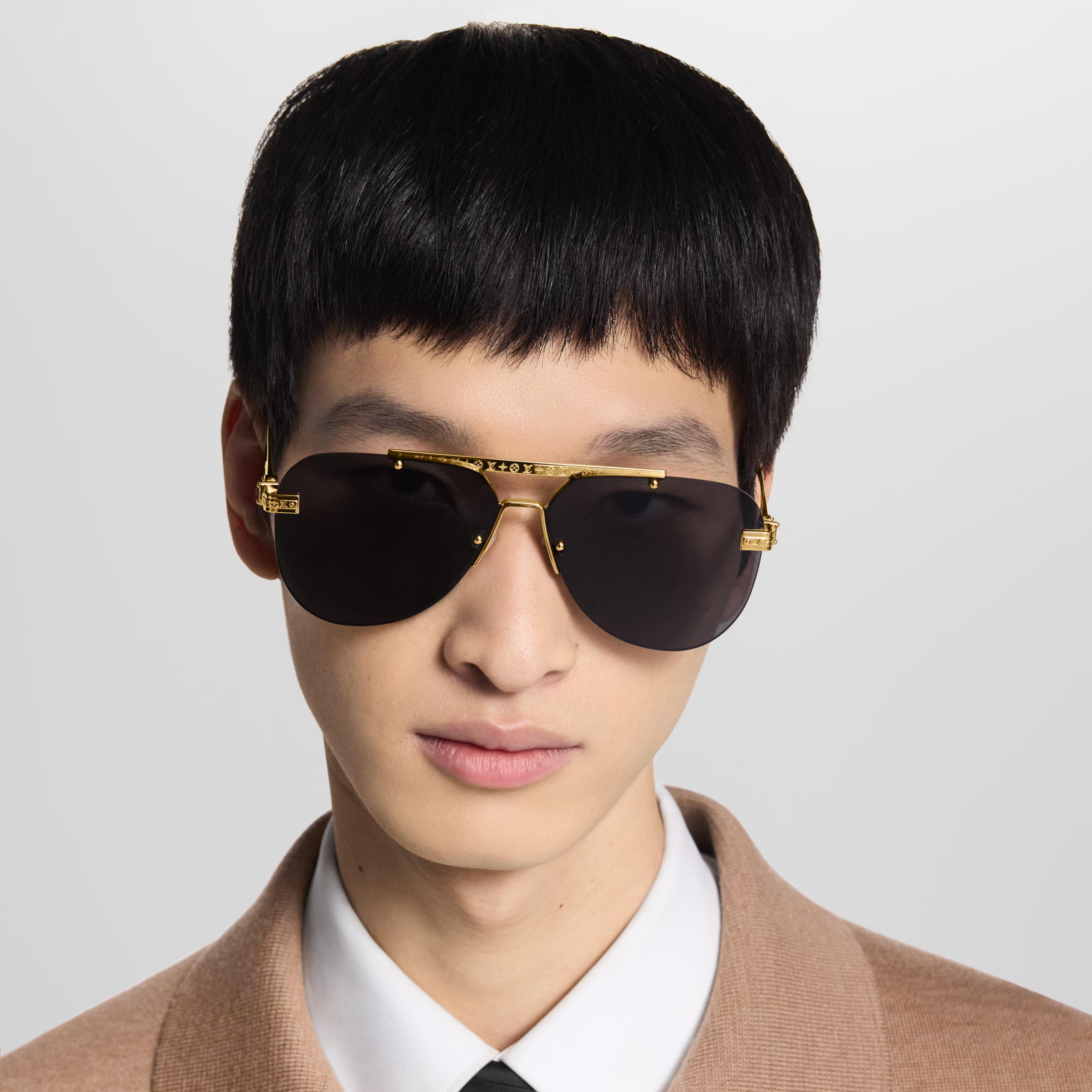Louis Vuitton Men Pilot Frame Classic Gold Sunglasses