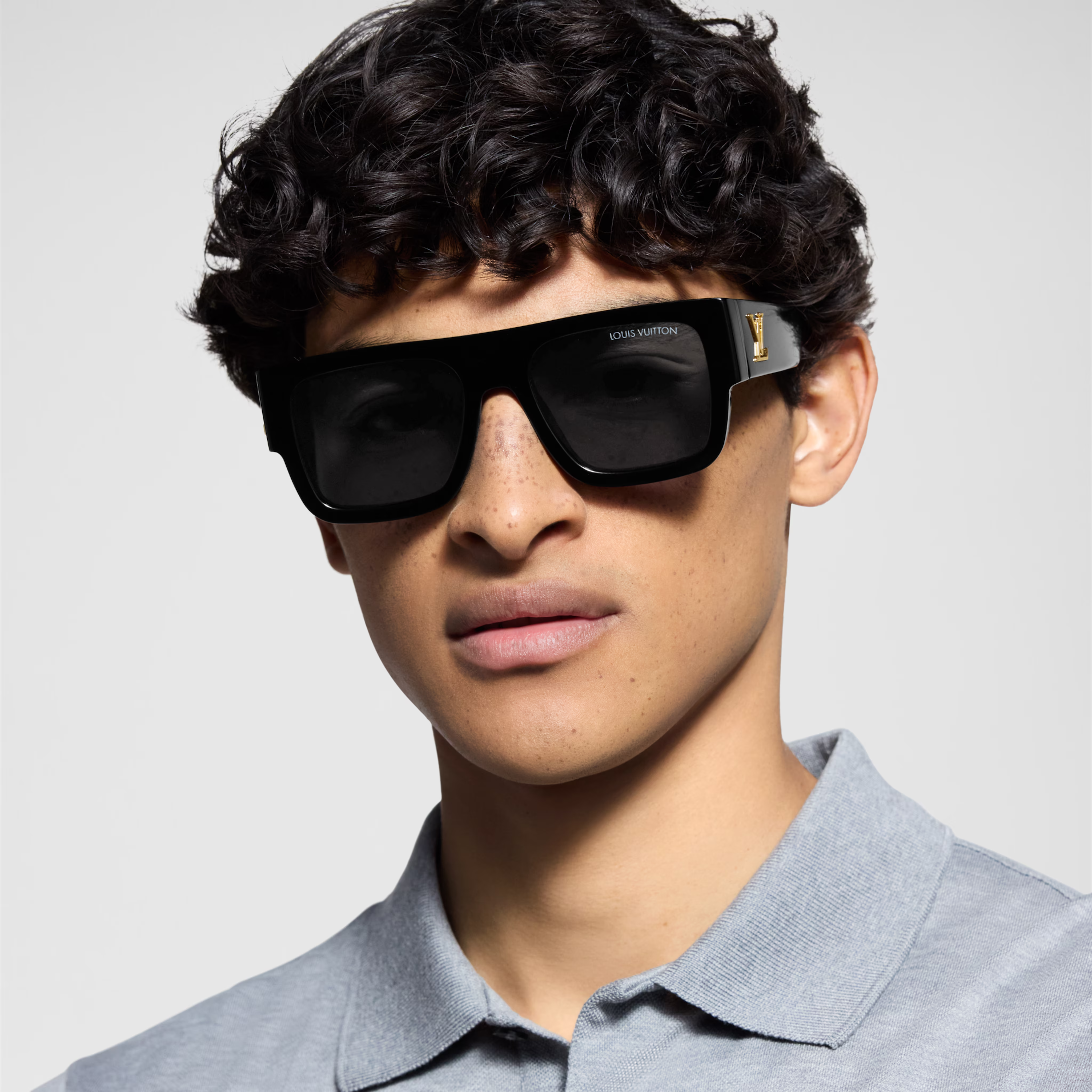 Louis Vuitton Men Rectangular Frame Smoky Black Sunglasses
