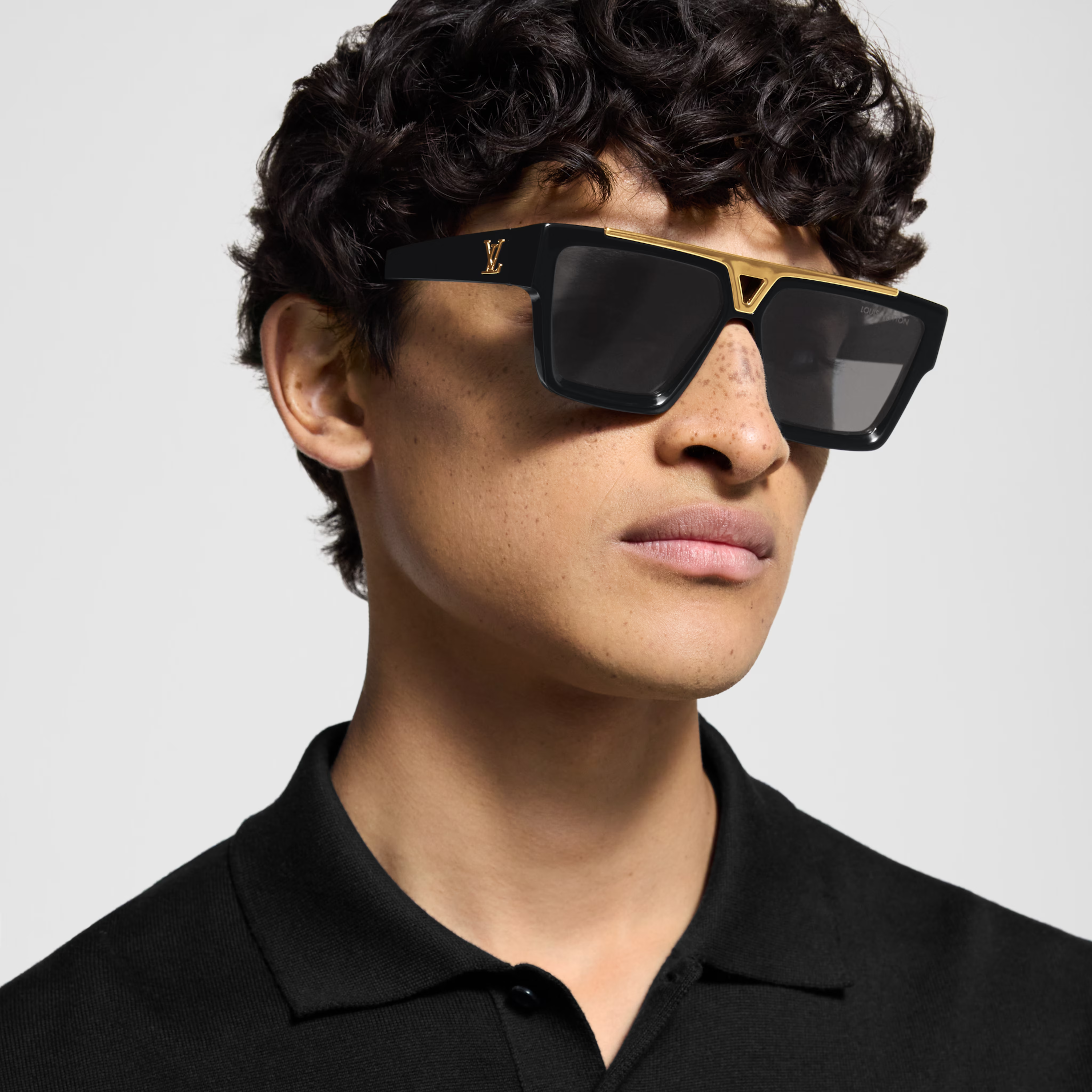 Louis Vuitton Men Square Frame Shiny Void Black Sunglasses