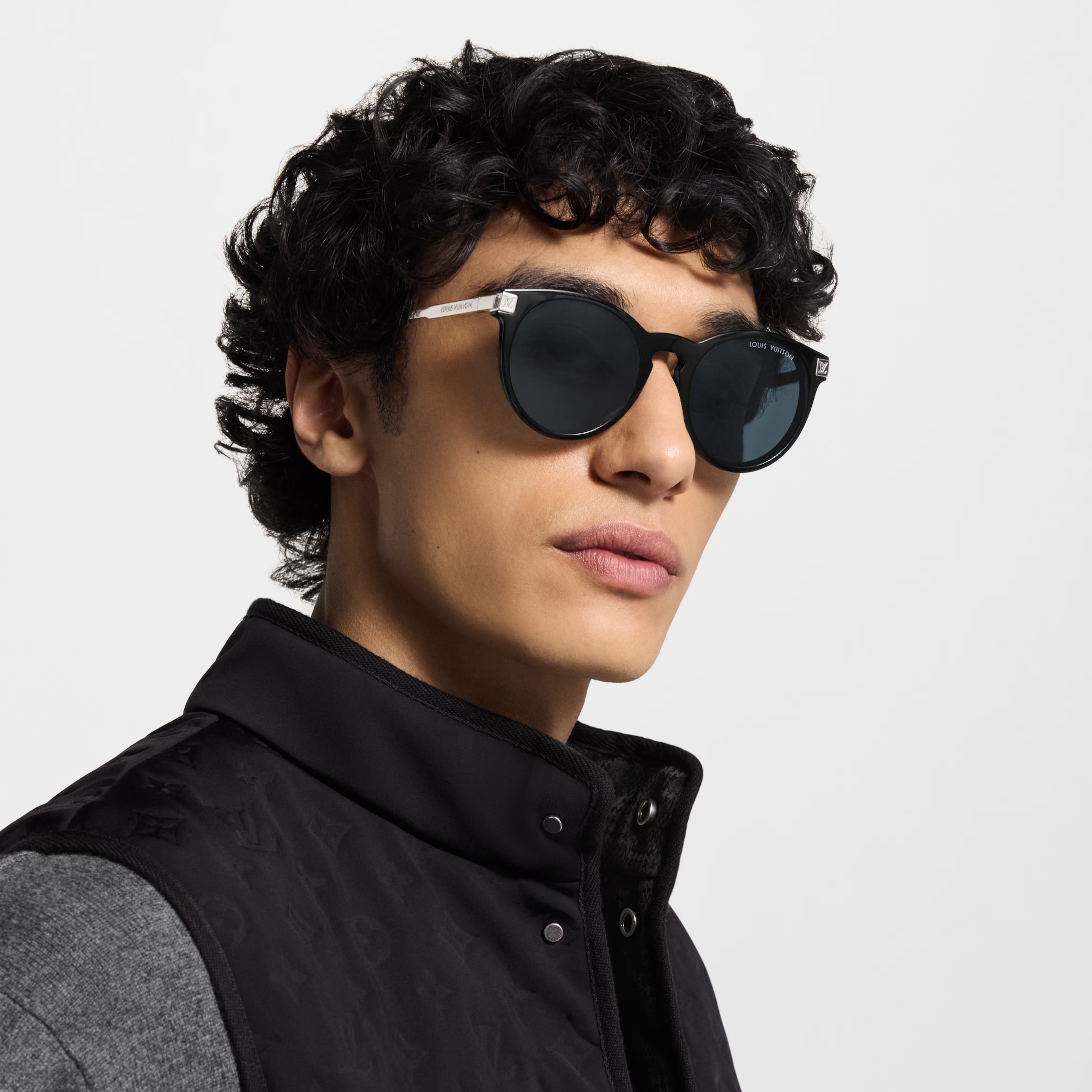 Louis Vuitton Men Round Frame Shiny Soft Black Sunglasses