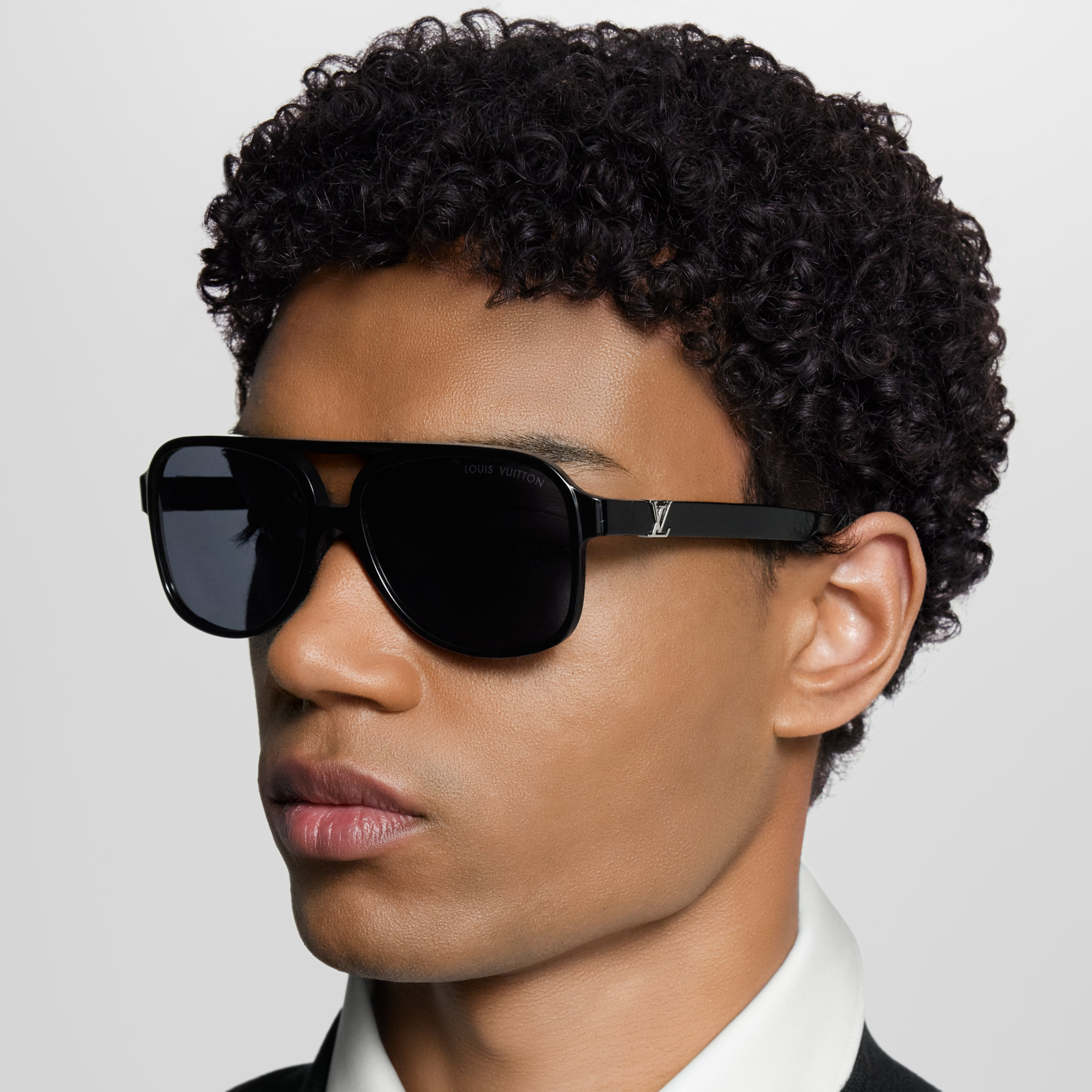 Louis Vuitton Men Pilot Frame Soft Black Sunglasses