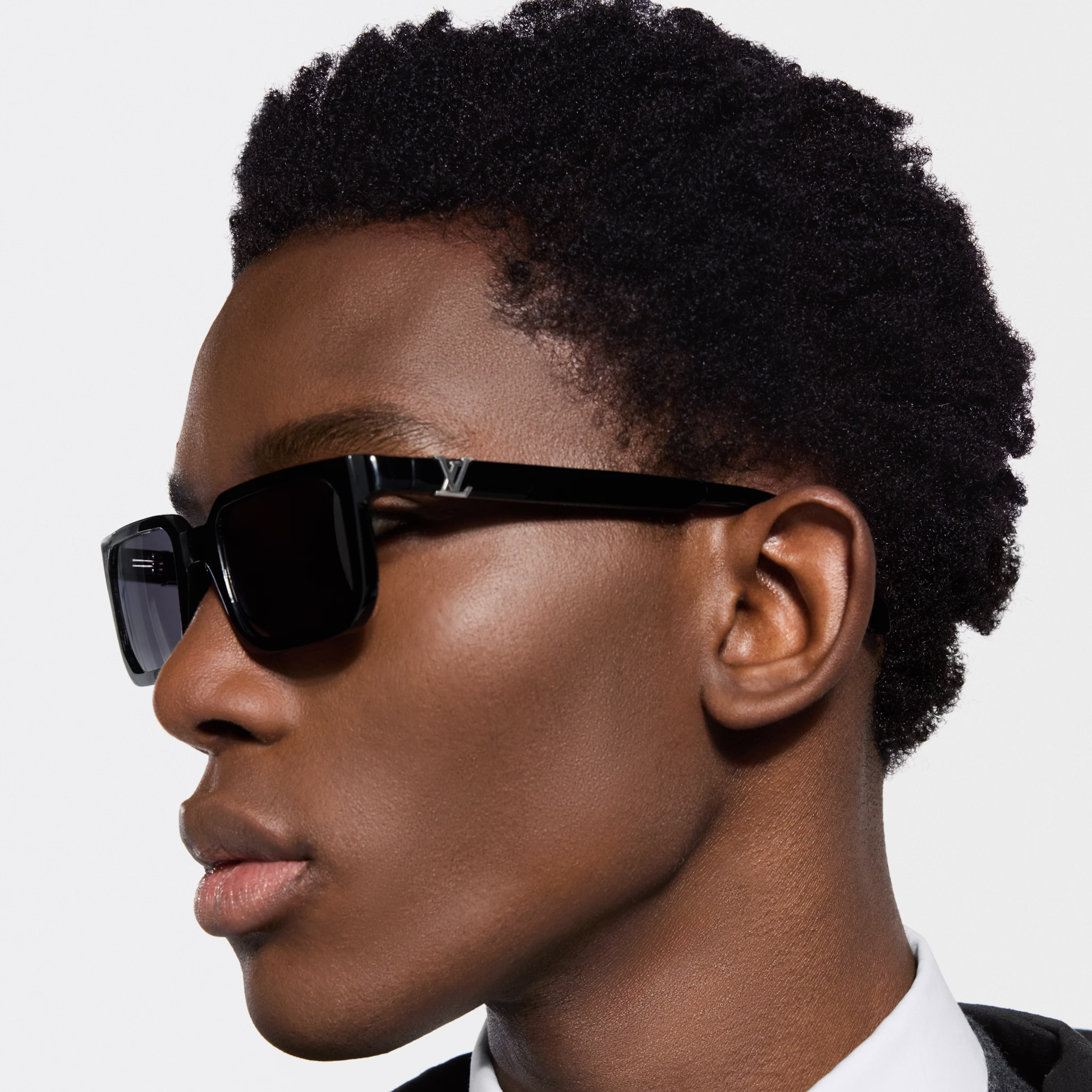 Louis Vuitton Men Square Frame Shiny Soft Black Sunglasses
