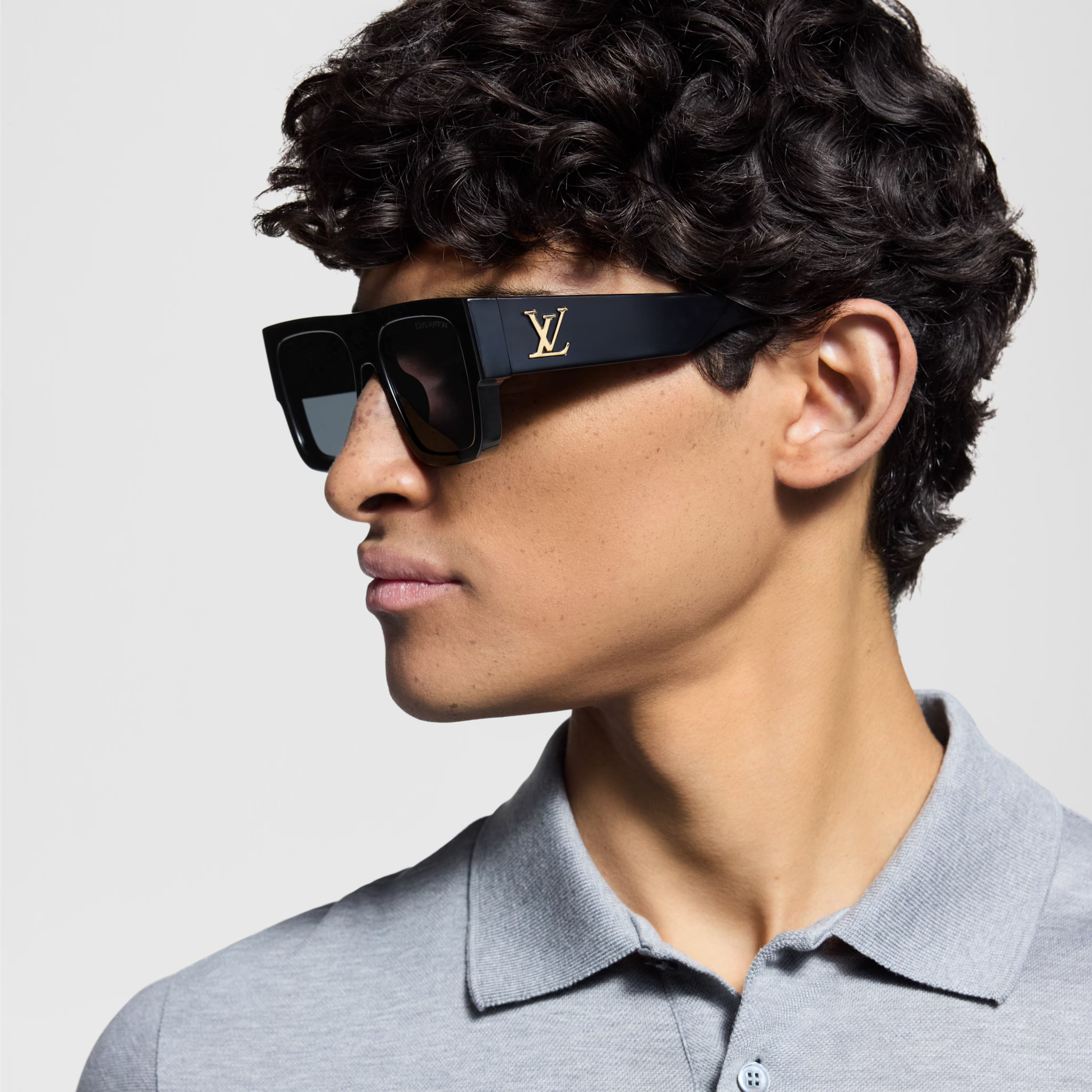 Louis Vuitton Men Rectangular Frame Smoky Black Sunglasses