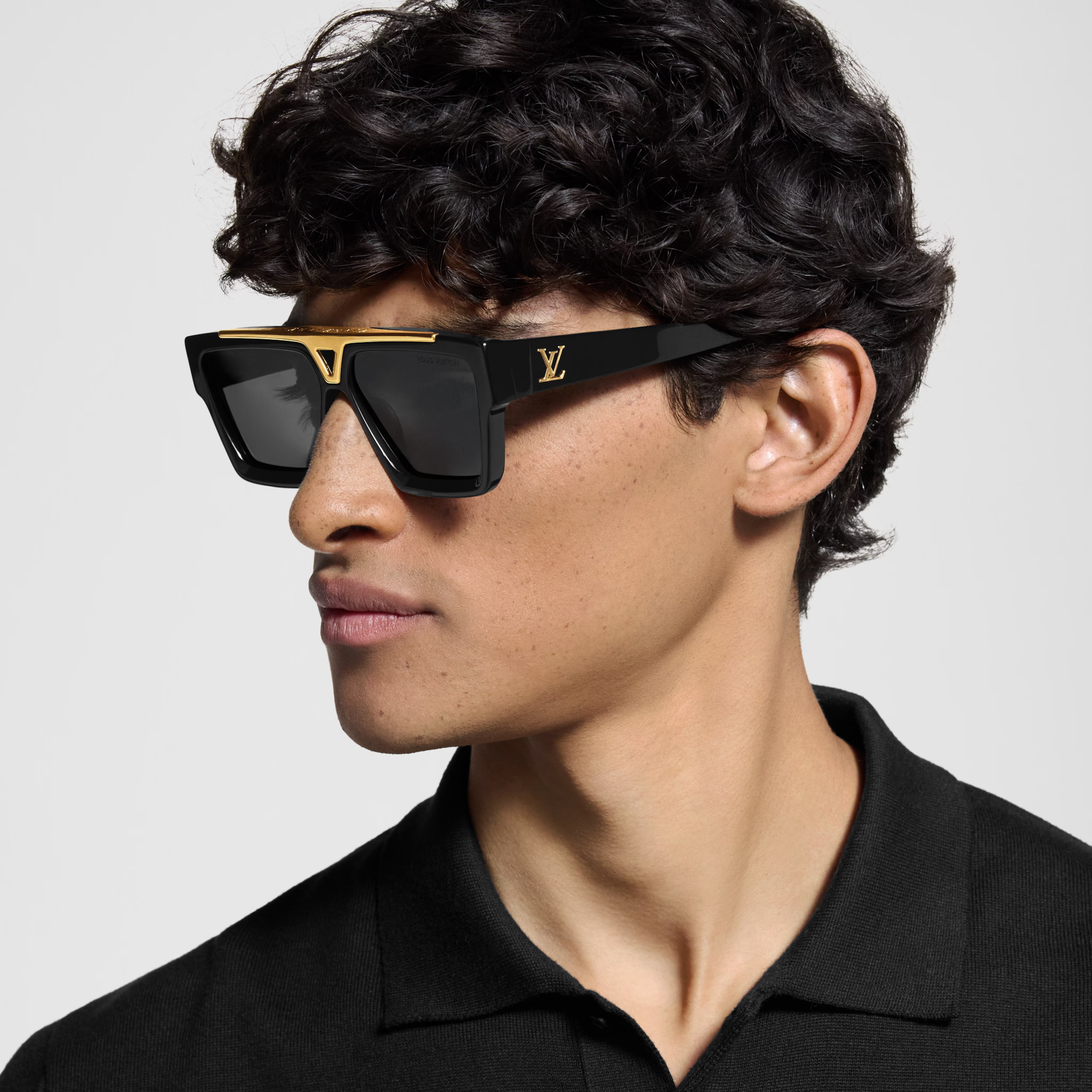 Louis Vuitton Men Square Frame Shiny Void Black Sunglasses