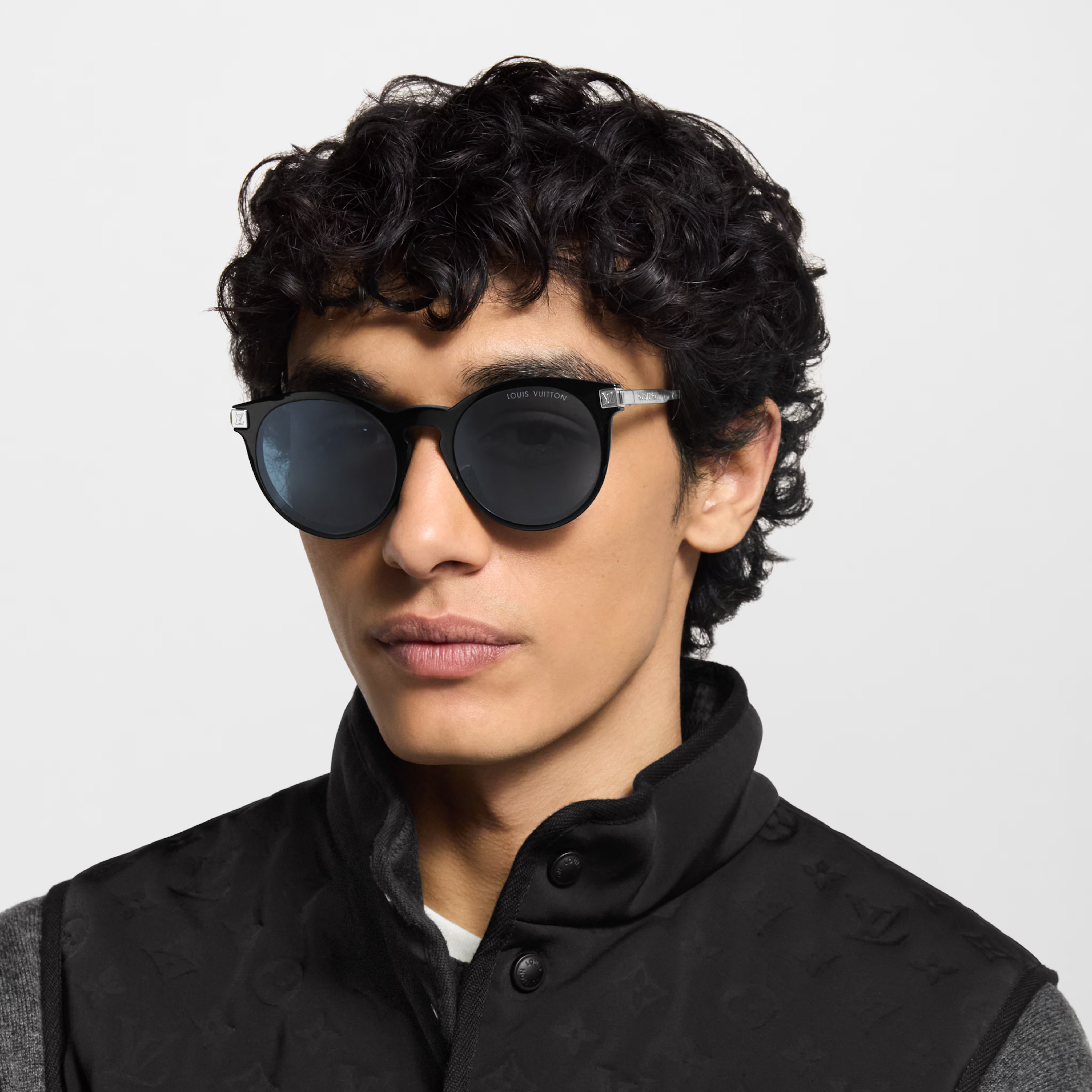 Louis Vuitton Men Round Frame Shiny Soft Black Sunglasses