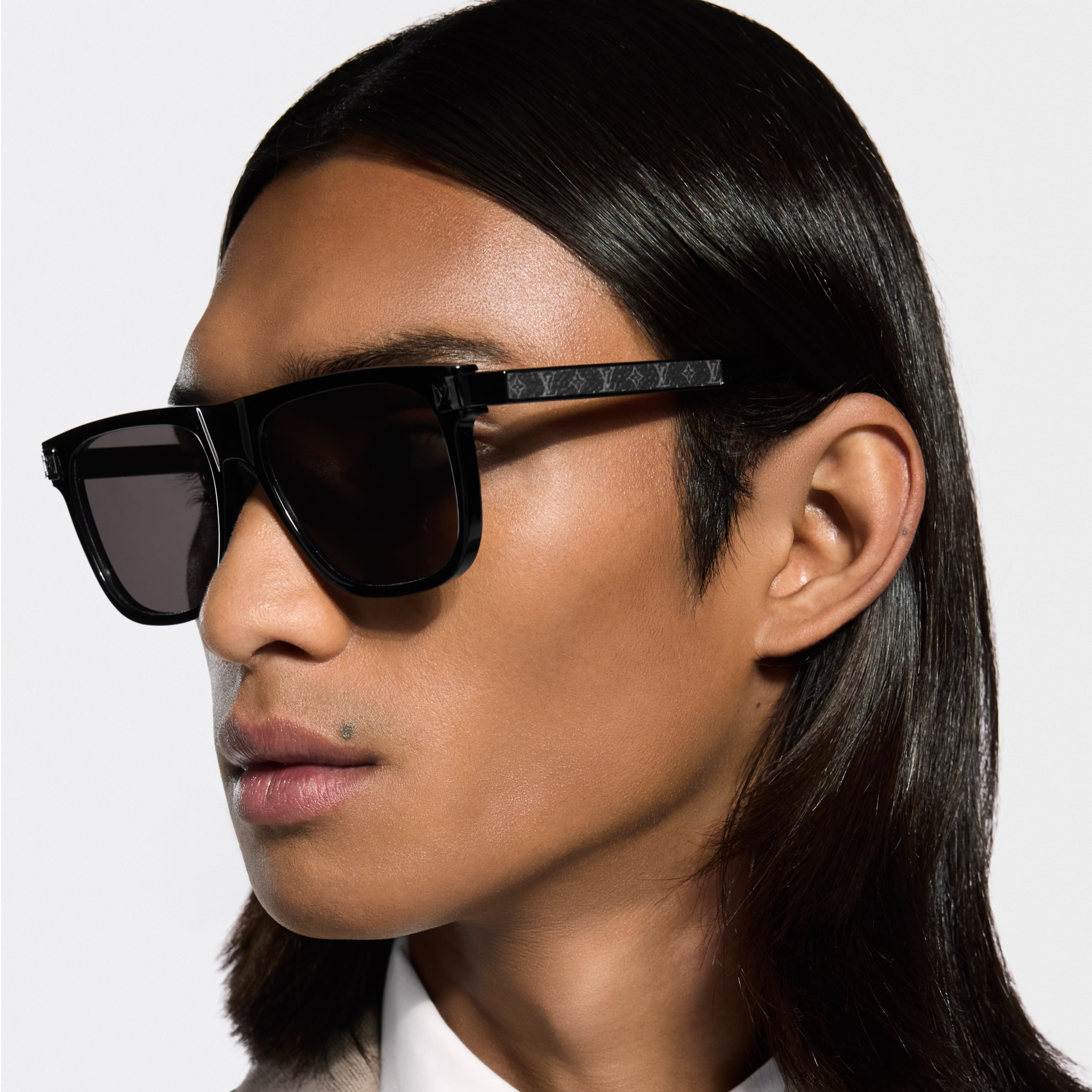 Louis Vuitton Men Square Frame Dusty Black Sunglasses