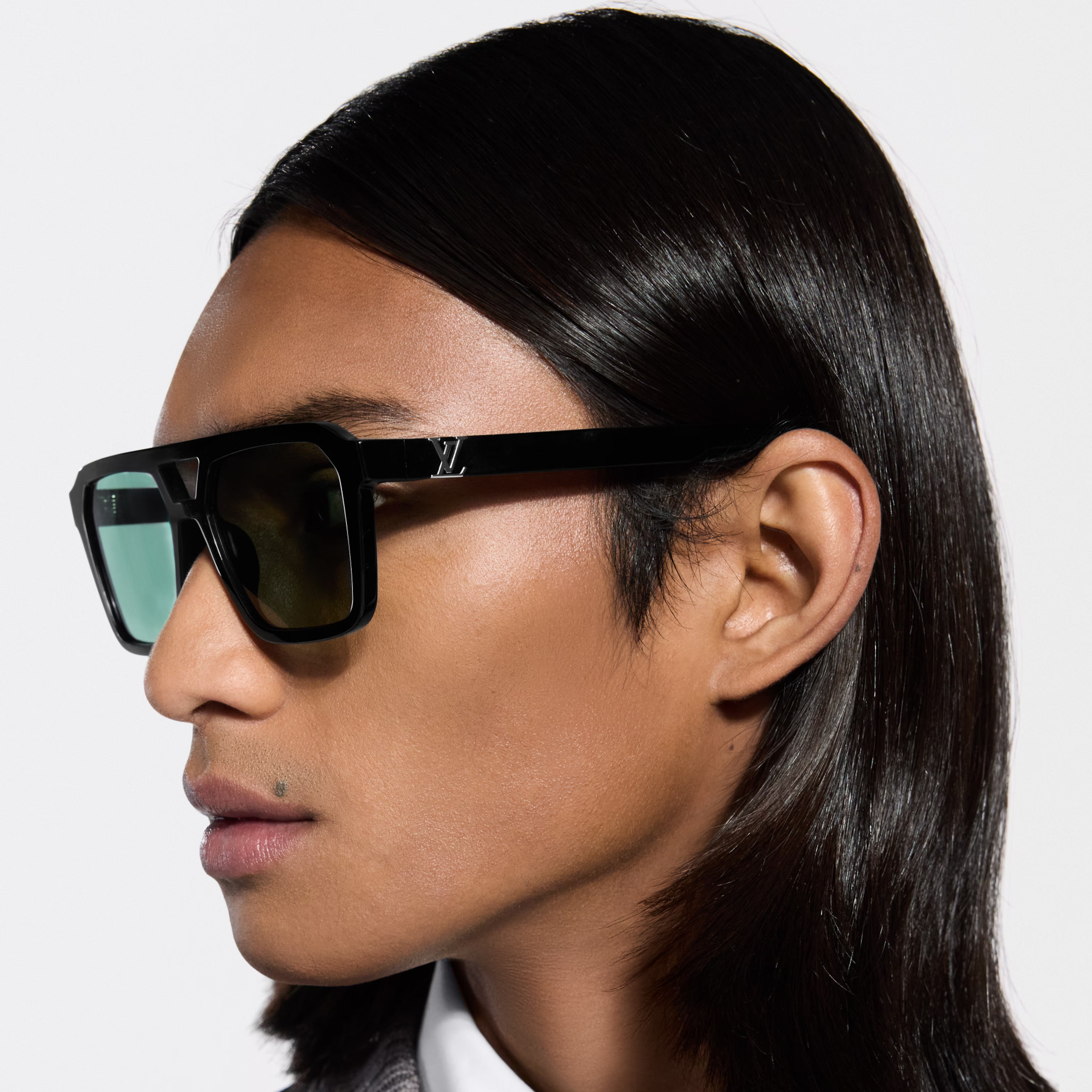 Louis Vuitton Men Square Pilot Frame Black Sunglasses