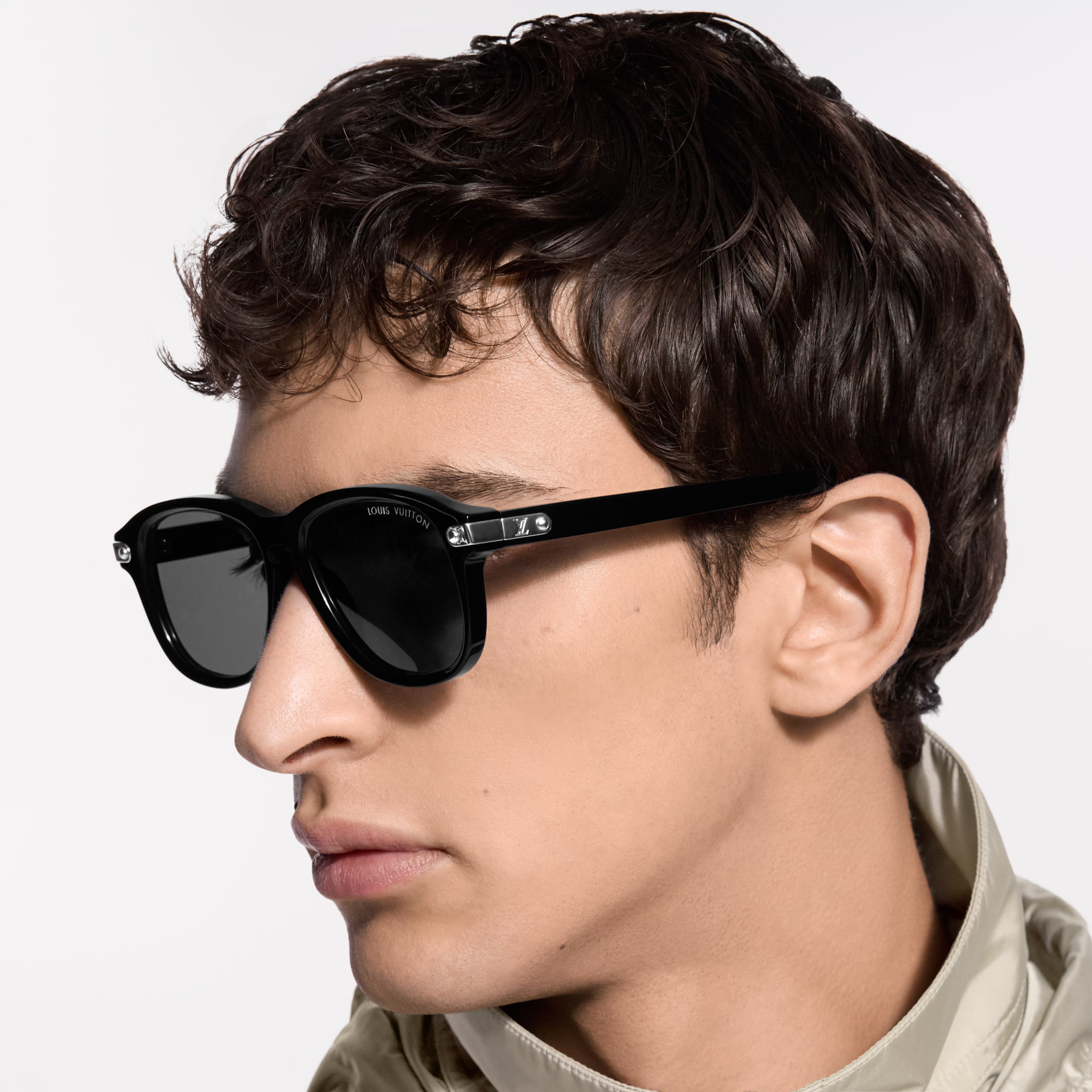 Louis Vuitton Men Aviator Frame Shiny Black Sunglasses